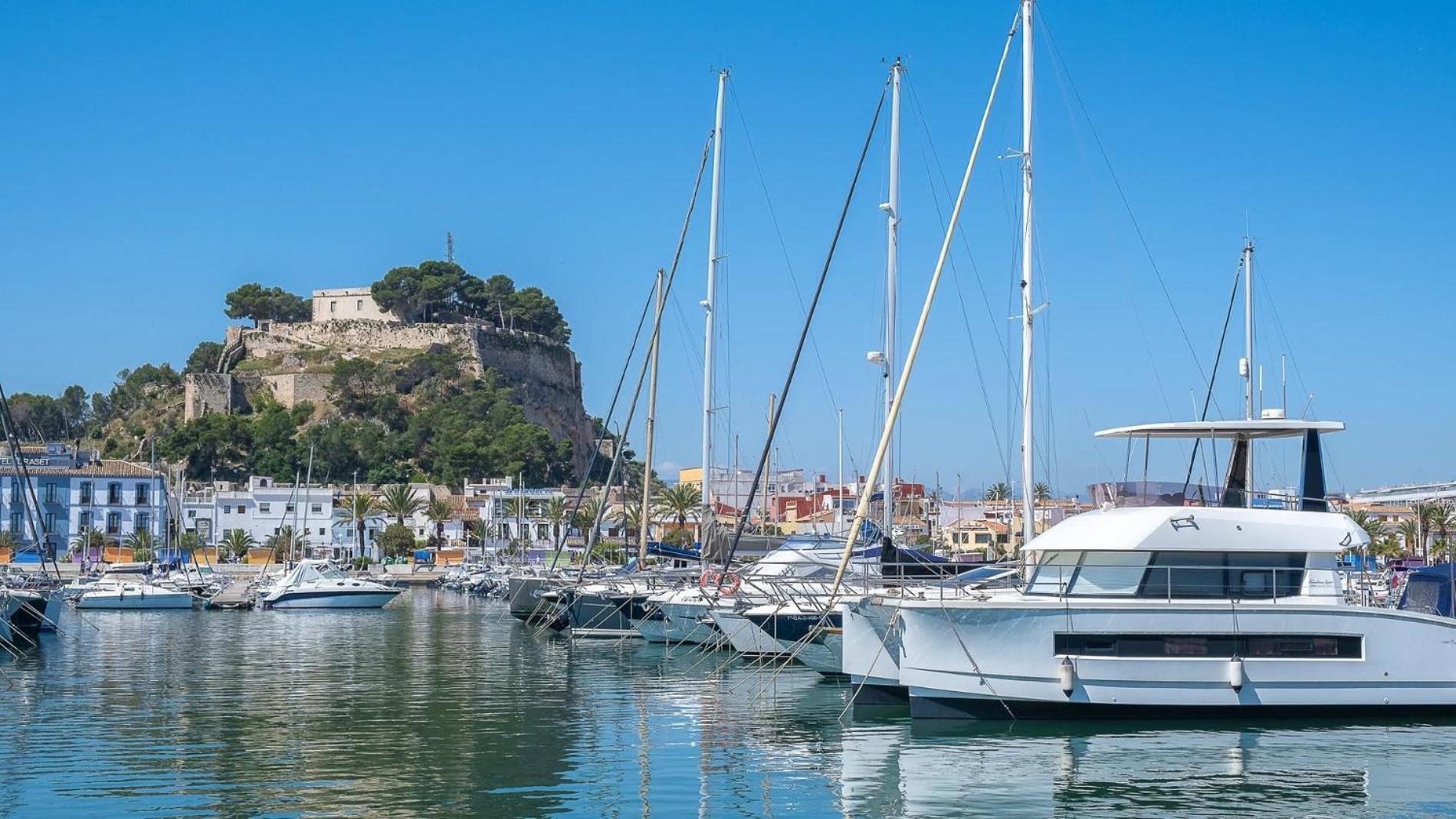 Elegante Apartamento Frente Al Puerto De دينايا المظهر الخارجي الصورة